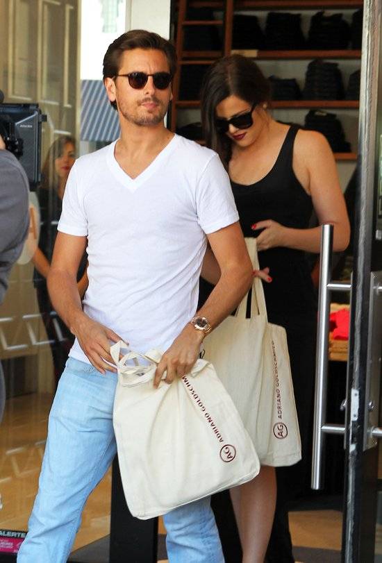 Kourtney i Khloe na zakupach