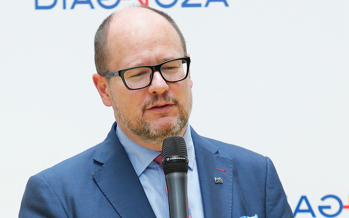 Pawłowi Adamowiczowi przetoczono około 20 litrów krwi, stan bardzo ciężki