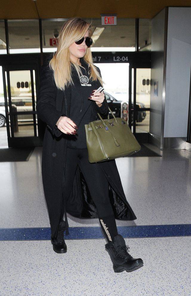 Ciężarną Khloe Kardashian PARALIŻUJE strach. Co się dzieje?