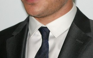 Zac Efron trzymał się za rączki z… facetem!