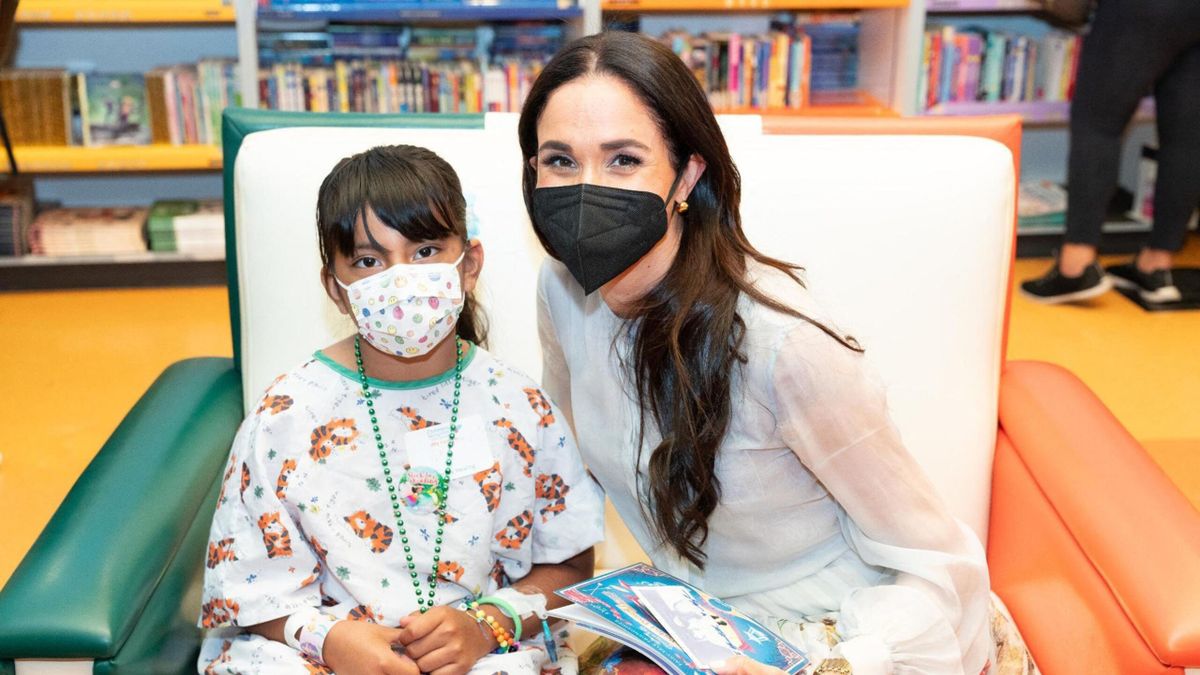 *MANDATORY BYLINE - MUST CREDIT: Children’s Hospital Los Angeles/Mega, Meghan Markle delighted youngsters at Children’s Hospital Los Angeles by reading to them during a visit on March 21., The Duchess of Sussex surprised patients and staff by treating them to a special Literally Healing story time as part of the hospital’s month-long campaign, Make March Matter., Children were laughing and singing as The Duchess turned into character with every page as she read patient favorite books like Rosie the Riveter, Pete the Cat, and I Saw a Cat. , With literacy development and fun in mind, the mother of two also helped kids with STEAM activities tied to each book that let patients explore counting, colors, problem solving and more., CHLA’s Literally Healing is an innovative reading program that gifts families at CHLA more than 65,000 books annually and provides a unique opportunity to promote literacy, as well as supports and strengthens patients’ families through additional therapeutic literary resources., Make March Matter is an annual fundraising campaign for CHLA that unites celebrities, businesses, and the greater community in support of its mission of creating hope and building healthier futures. Funds raised will help ensure the hospital can provide sick and critically injured children with the best quality care. , Since 2016, Make March Matter has raised more than $10 million for CHLA, which continues to be ranked the #1 pediatric hospital on the West Coast., *MANDATORY BYLINE - MUST CREDIT: Children’s Hospital Los Angeles/Mega. 21 Mar 2024 Pictured: Meghan Markle delights young patients and staff at Children's Hospital Los Angeles by reading to them during to a special Literally Healing story time on March 21. *BYLINE MUST CREDIT: Children’s Hospital Los Angeles/Mega.,Image: 861889490, License: Rights-managed, Restrictions: World Rights, Model Release: no, Credit line: Children’s Hospital Los Angeles / MEGA / The Mega Agency / Forum