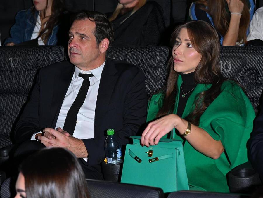 Paweł Deląg z młodszą o 20 lat ukochaną