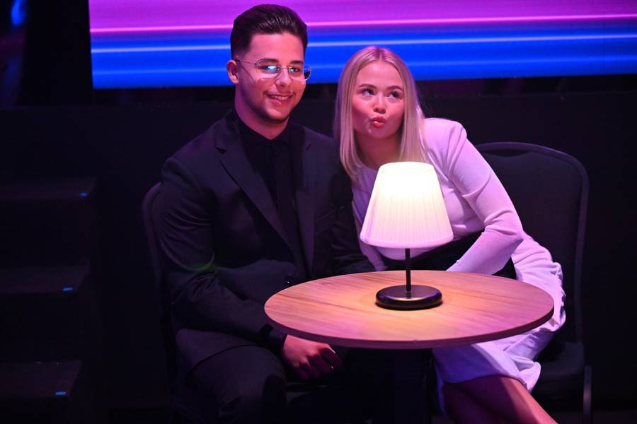 Allan Krupa z nową dziewczyną na widowni "Tańca z Gwiazdami", fot. KAPiF