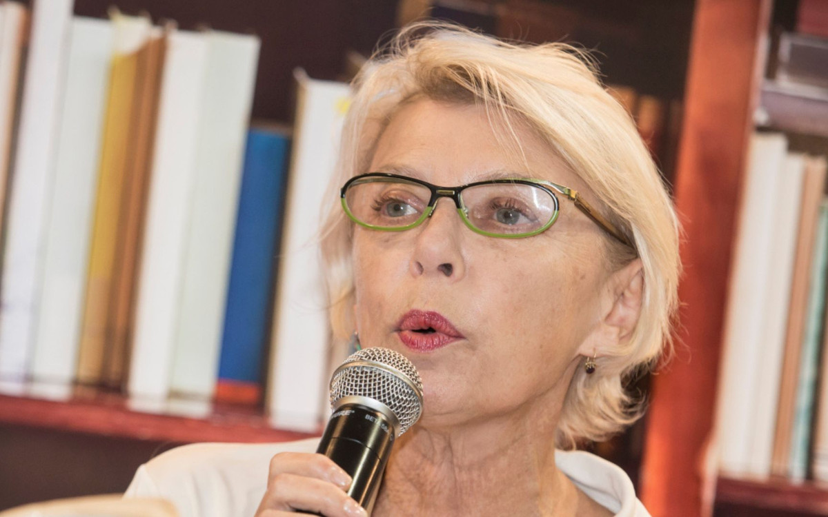Hanna Bieluszko walczy z nowotworem jelita grubego. “Nie chcę umrzeć na scenie”