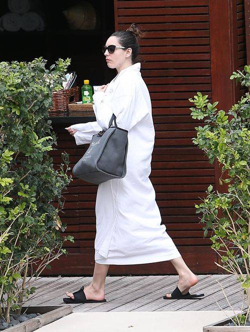 Kelly Brook w bikini bez retuszu