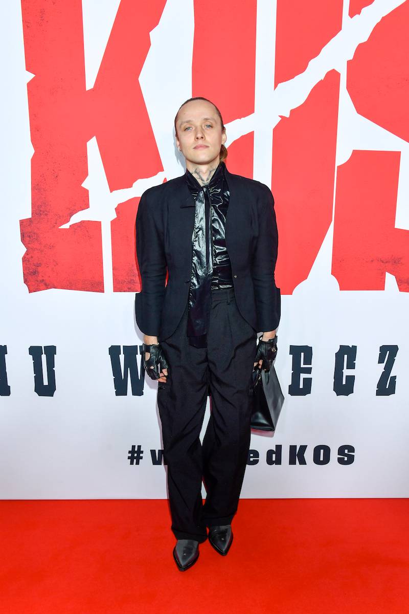 Premiera filmu “Kos”. Agnieszka Grochowska, Jacek Braciak, Katarzyna Warnke w kucyku