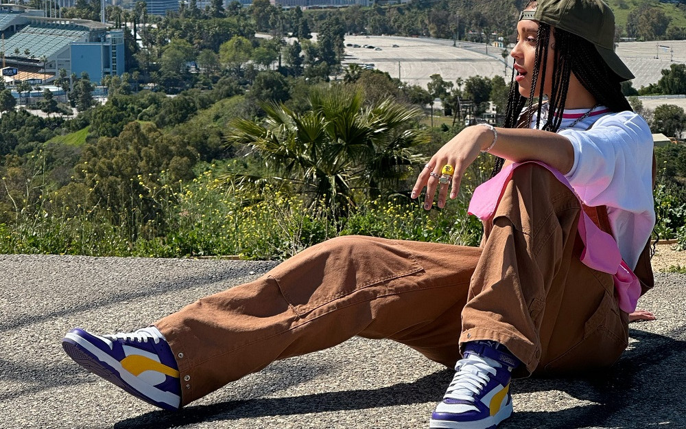 Zobacz co Sara ma na sobie w nowym klipie!