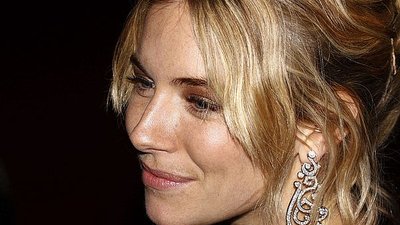 Meszek nad ustami (FOTO)