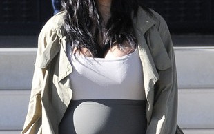 Kim Kardashian zrobiła sobie nagie selfie w ciąży (INSTA)