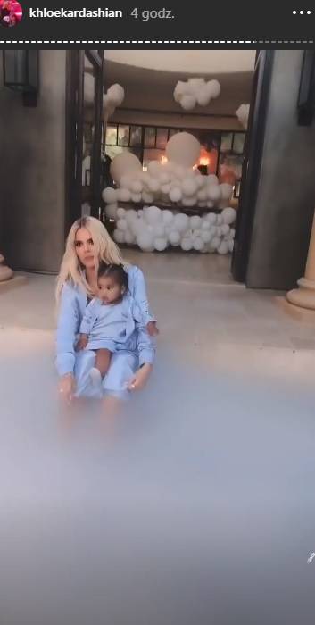 Bajkowe urodzinki córki Khloe Kardashian – True