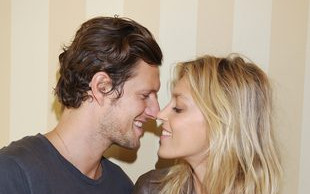 Sasha Knezevic szczerze o relacjach z Anją Rubik