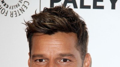 Panie płaczą, bo ci panowie to geje