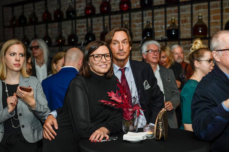 Ilona Montana, Paul Montana