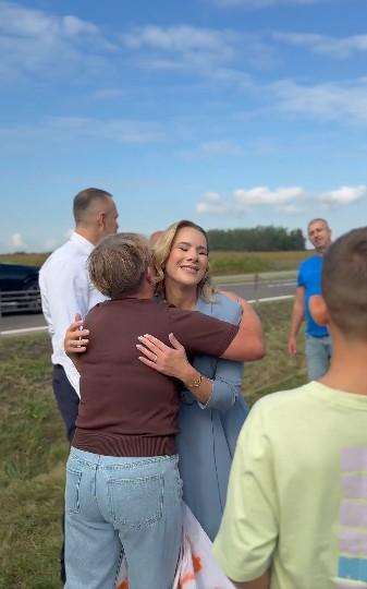 Karol Nawrcki zatrzymał samochód w drodze na Dożynki Prezydenckie, fot. X.com