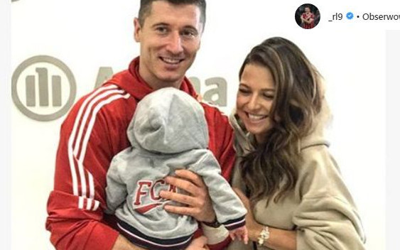 Zobaczcie, co Klara wyprawia z Lewandowskim (Instagram)