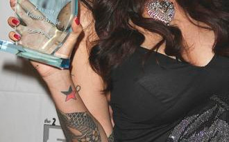 Angelina Jolie konsultuje się z gwiazdą porno