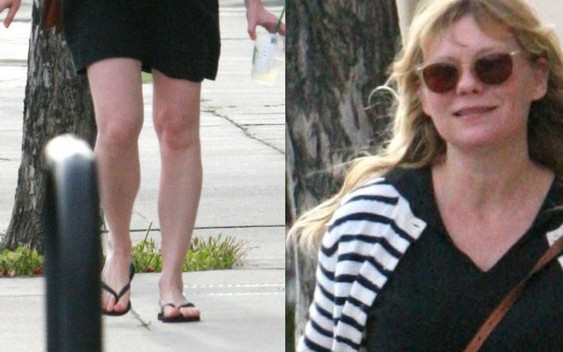 OMG! Kirsten Dunst w ciąży wygląda na bardzo ZANIEDBANĄ! (ZDJĘCIA)