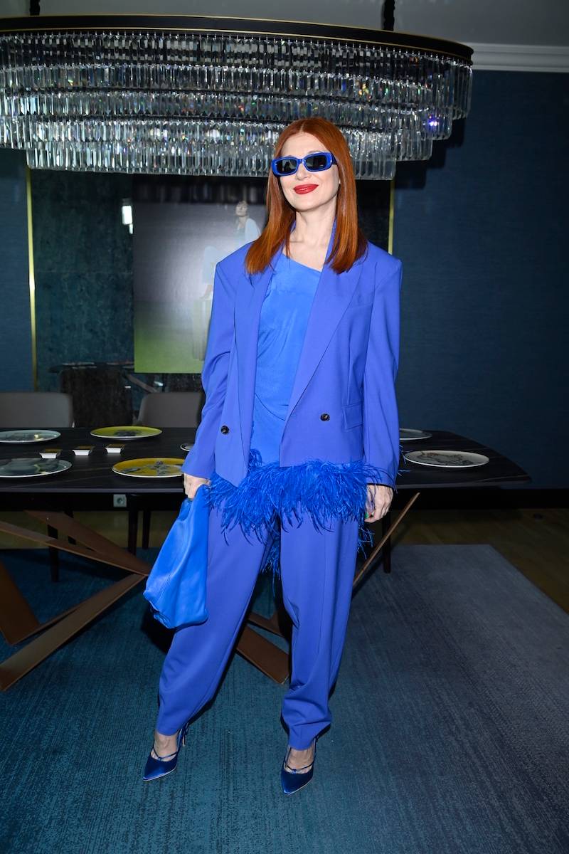 Pokaz kolekcji MMC. Ciężarna Lara Gessler w zielonej sukni, Joanna Horodyńska kusi nogami