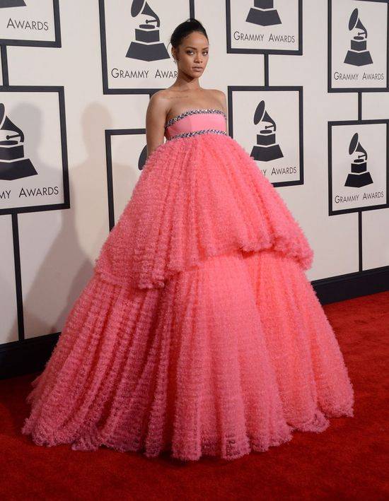 Rihanna – królowa czerwonych dywanów?