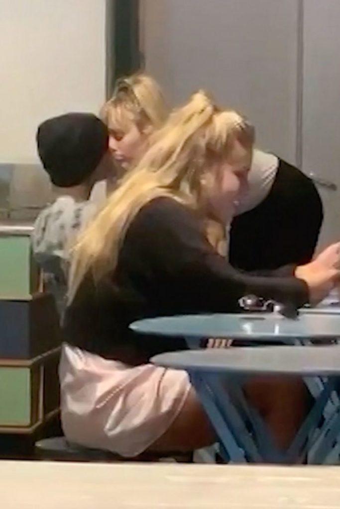 Miley Cyrus Cody Simpson 