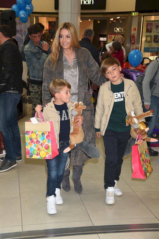 Małgorzata Rozenek robi dosłownie WSZYSTKO za Radosława Majdana!