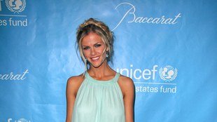 Brooklyn Decker – bogini w turkusie (FOTO)