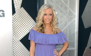 Kendra Wilkinson się cięła (VIDEO)