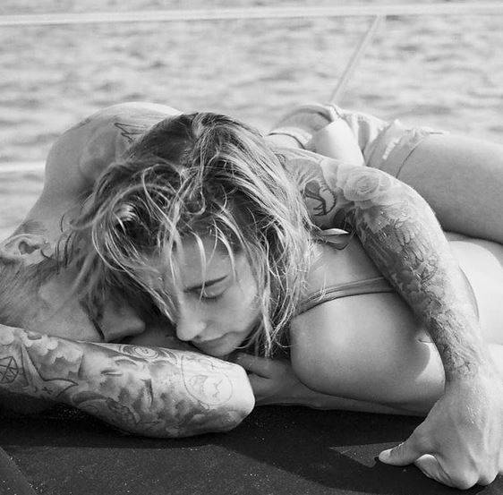 Justin Bieber pokazał zdjęcie z CIĘŻARNĄ Hailey Baldwin? Zobaczcie TO