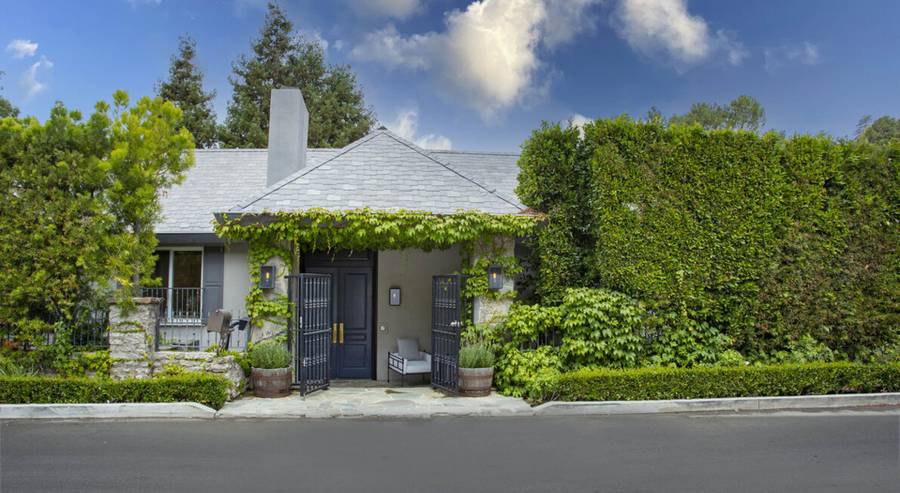 Adele sprzedaje swój dom w Beverly Hills! Kupiła taniej, sprzedaje drożej