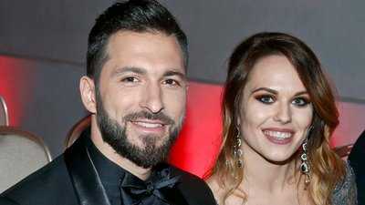 Rafał Maślak w ciążowej sesji. Jego żona ma już naprawdę spory brzuch