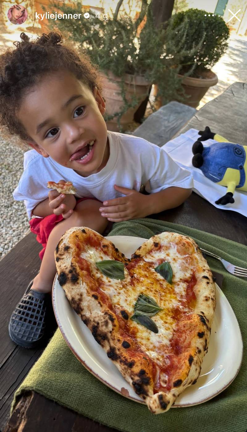 Kylie Jenner na rodzinnych wakacjach we Włoszech! Pokazała prywatne ujęcia dzieci (FOTO)