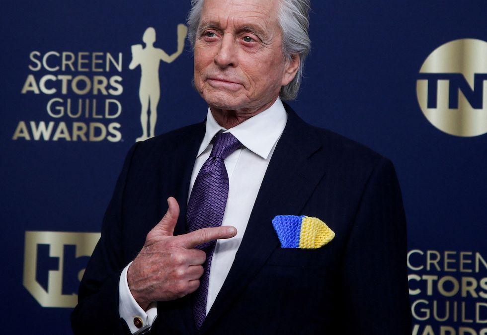 Actor Michael Douglas attends the 28th Screen Actors Guild Awards, in Santa Monica, California, U.S., February 27, 2022.,Image: 665353656, License: Rights-managed, Restrictions: , Model Release: no, Credit line: AUDE GUERRUCCI / Reuters / Forum