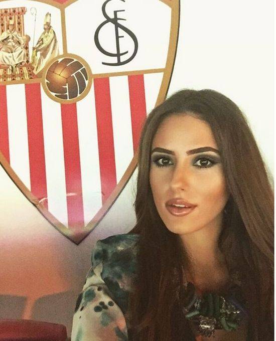 Selfie dziewczyny Grzegorza Krychowiaka, Celii Jaunat