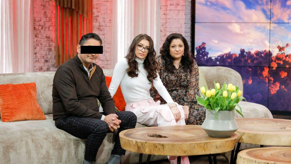 Viki Gabor z rodzicami/AKPA