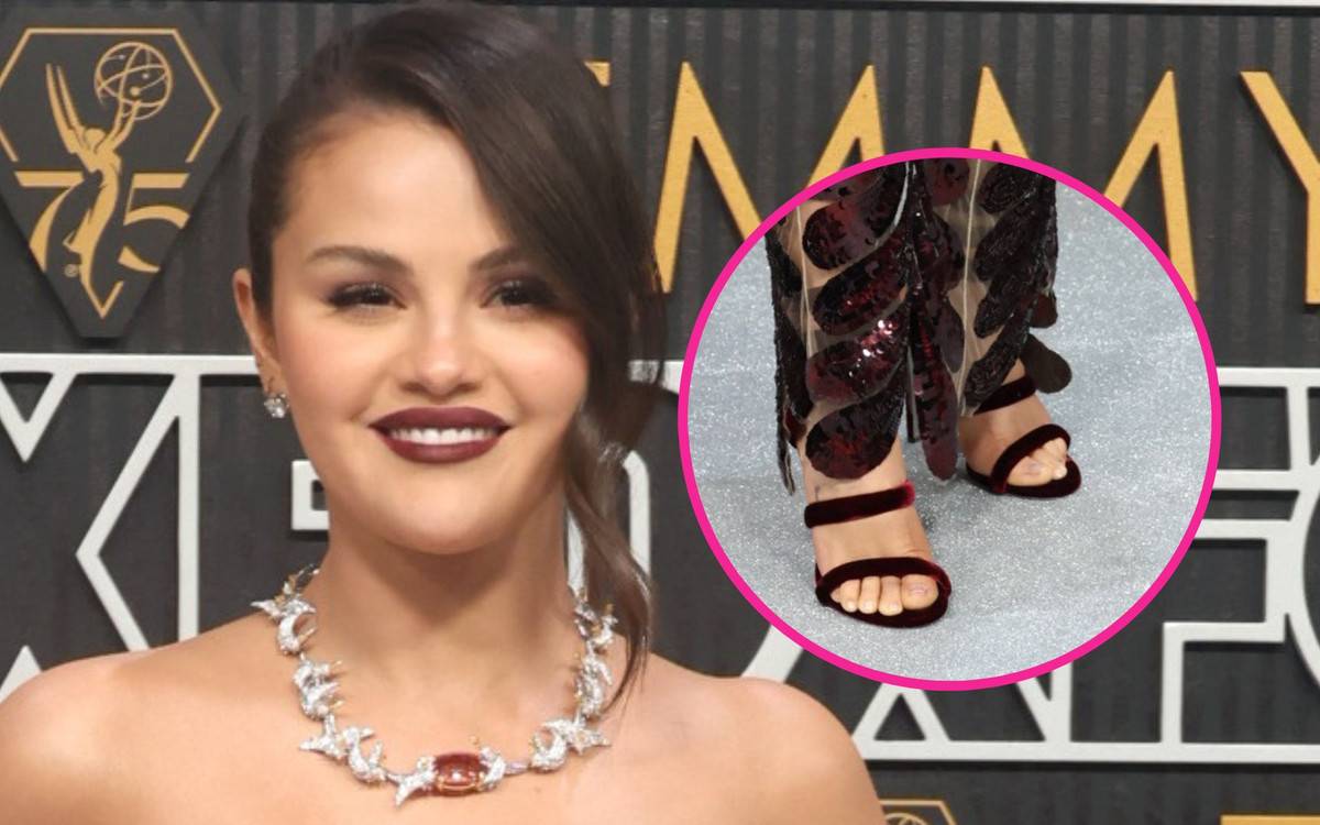 Selena Gomez na Emmy 2024. Tym razem zdecydowała się na BORDO