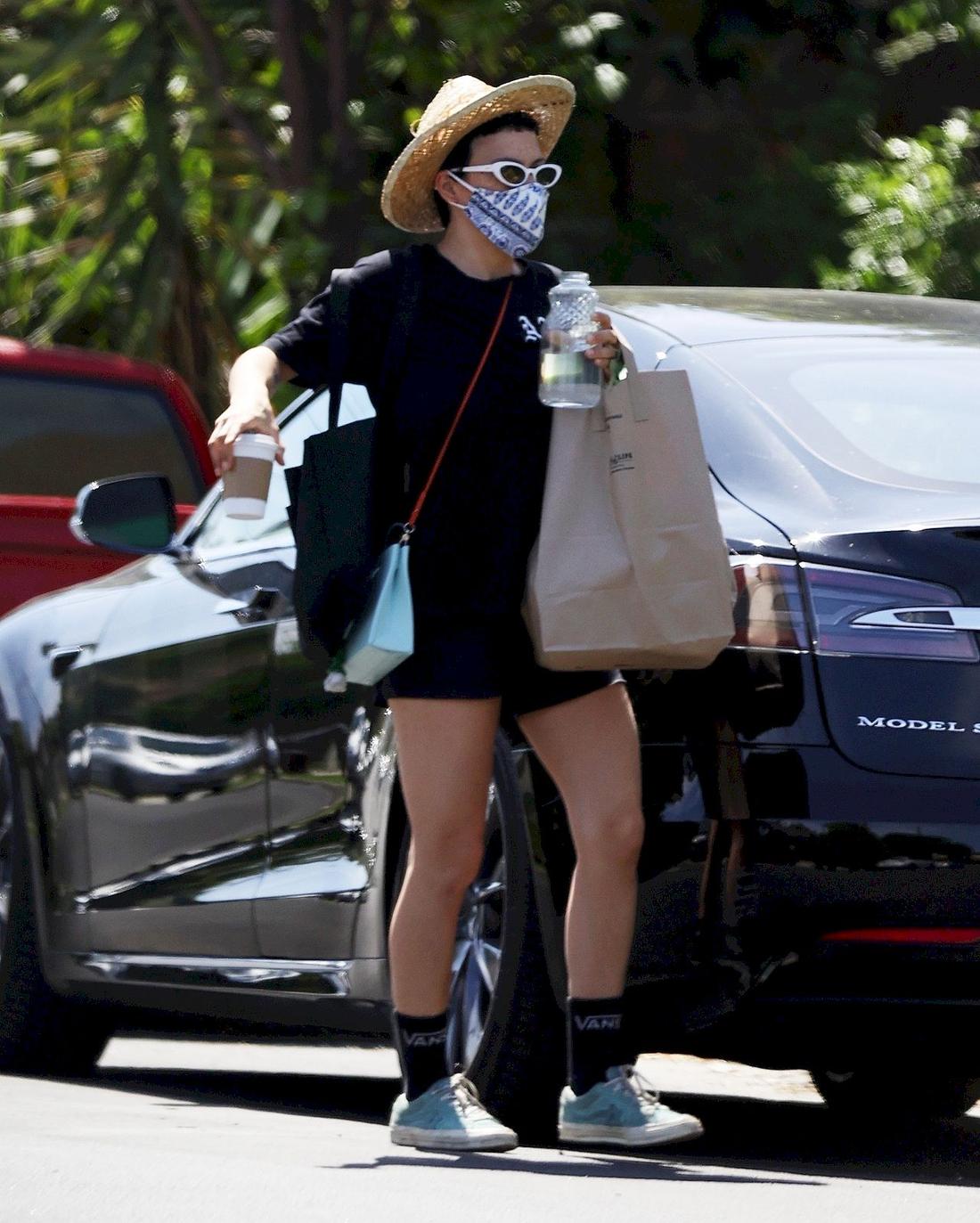 Alia Shawkatna na zakupach Alia Shawkatna na zakupach