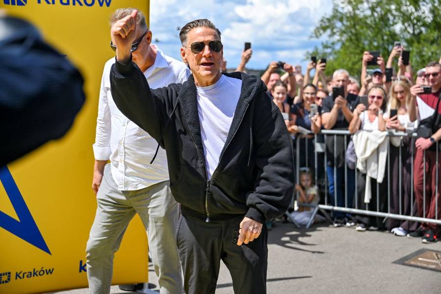 Bryan Adams odsłonił swoją gwiazdę w Krakowie! (FOTO)