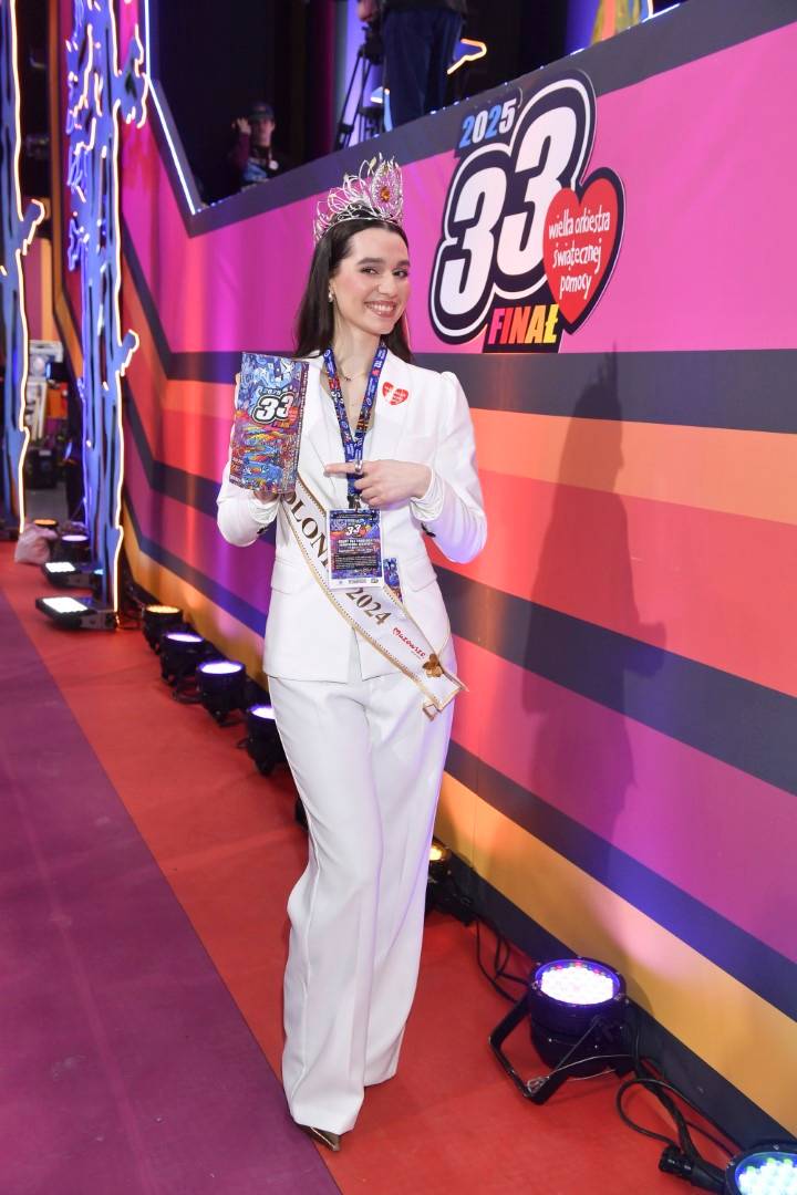 Gwiazdy wspierają Owsiaka na 33. Finale WOŚP: Mandaryna z dziećmi, Julia Żugaj, dawno niewidziana Renata Przemyk…