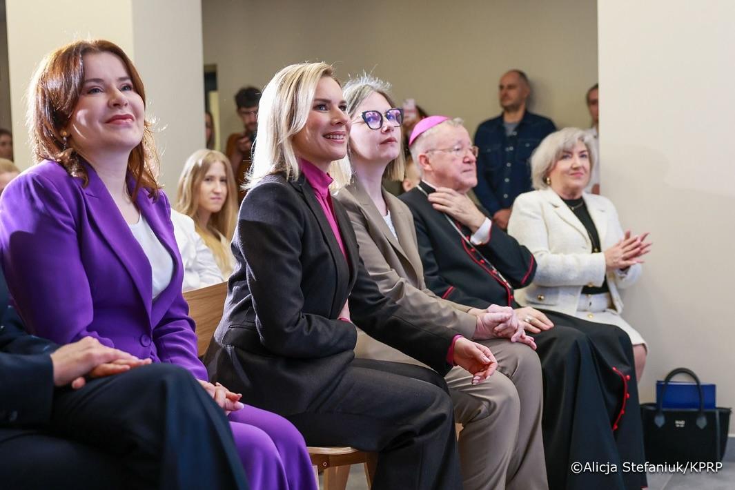 Marta Nawrocka w nowej stylizacji, fot. Instagram