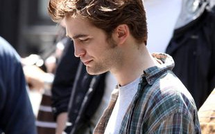 Robert Pattinson w damskich ciuszkach