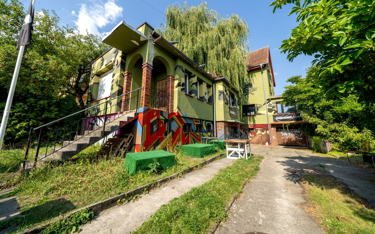 Raper Wini sprzedaje dom w Szczecinie