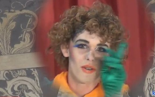 Kabaret Rewia Pod Kaczką o polskich ladyboy’ach [VIDEO]