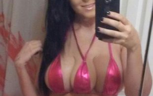 Nabrała wszystkich na TRZECIĄ PIERŚ (FOTO)