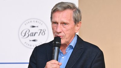 Jan Englert opowiedział o pierwszym małżeństwie. ZASKAKUJĄCE wyznanie aktora!