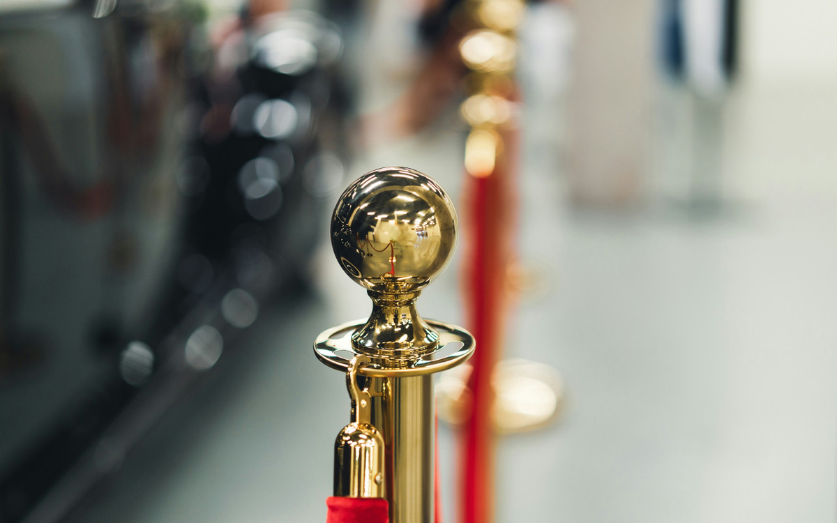 Zdrowe nawyki gwiazd: jakie małe zmiany w diecie pozwalają im błyszczeć na czerwonym dywanie?