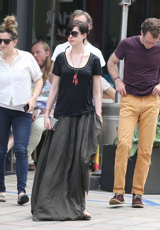 Styl Anne Hathaway zmierza na dno