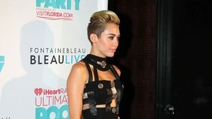 Miley Cyrus u Coco Chanel (FOTO)