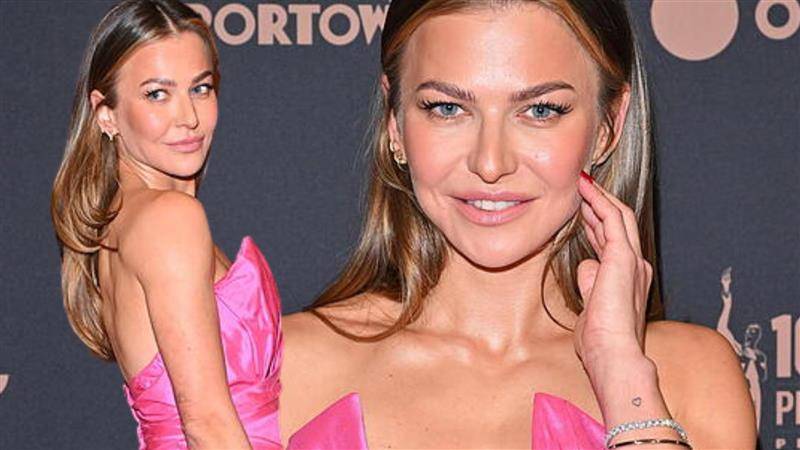 Roberta zabrakło, ale jest ona! Anna Lewandowska niczym lalka Barbie wkroczyła na galę, fot. KAPIF.