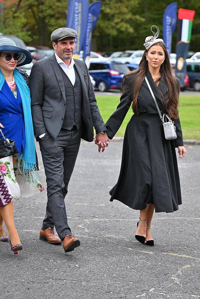 Paweł Deląg z młodszą o 20 lat ukochaną