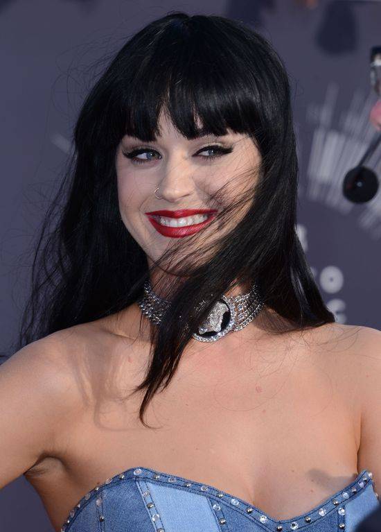 W jakim wieku gwiazdy straciły cnotę?